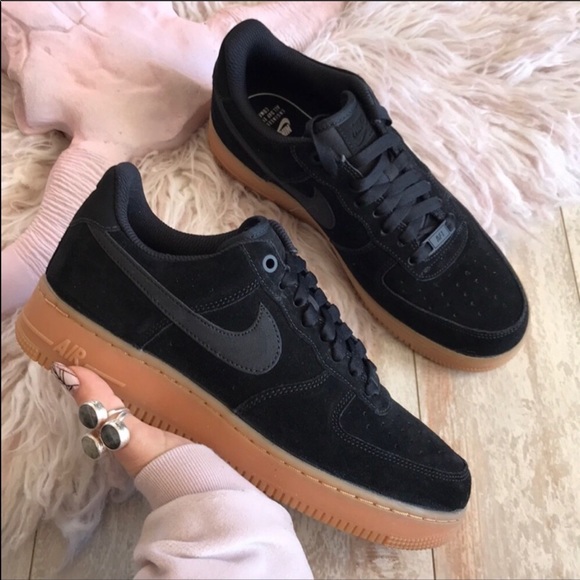 NWT Nike Air Force 1 Black Suede - Picture 7 of 8